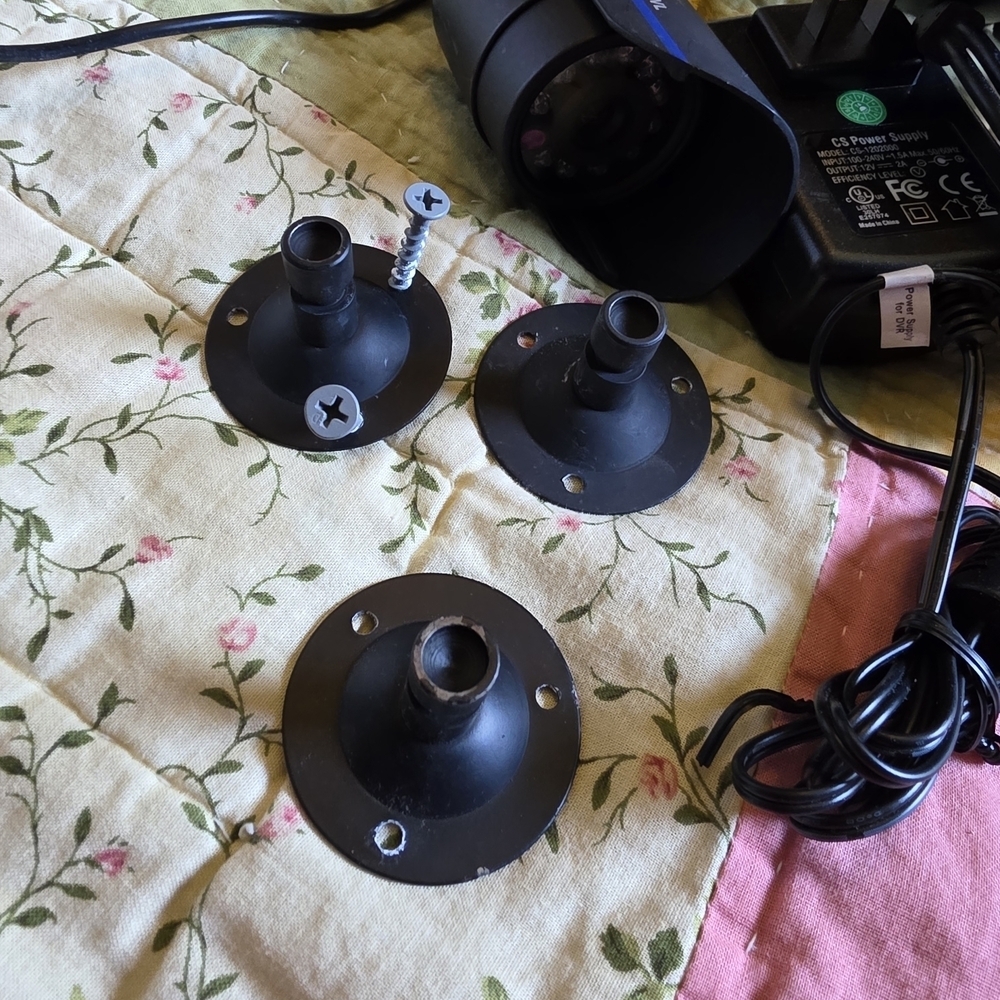 Nigh Owl Black Security Camera System - Picture 3 of 8